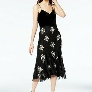 NWT Adrianna Papell Beaded Velvet Midi Dress